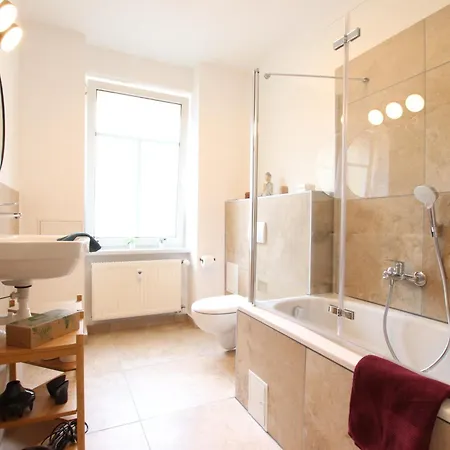 Apartment Mitten Im Szeneviertel Karl-heine